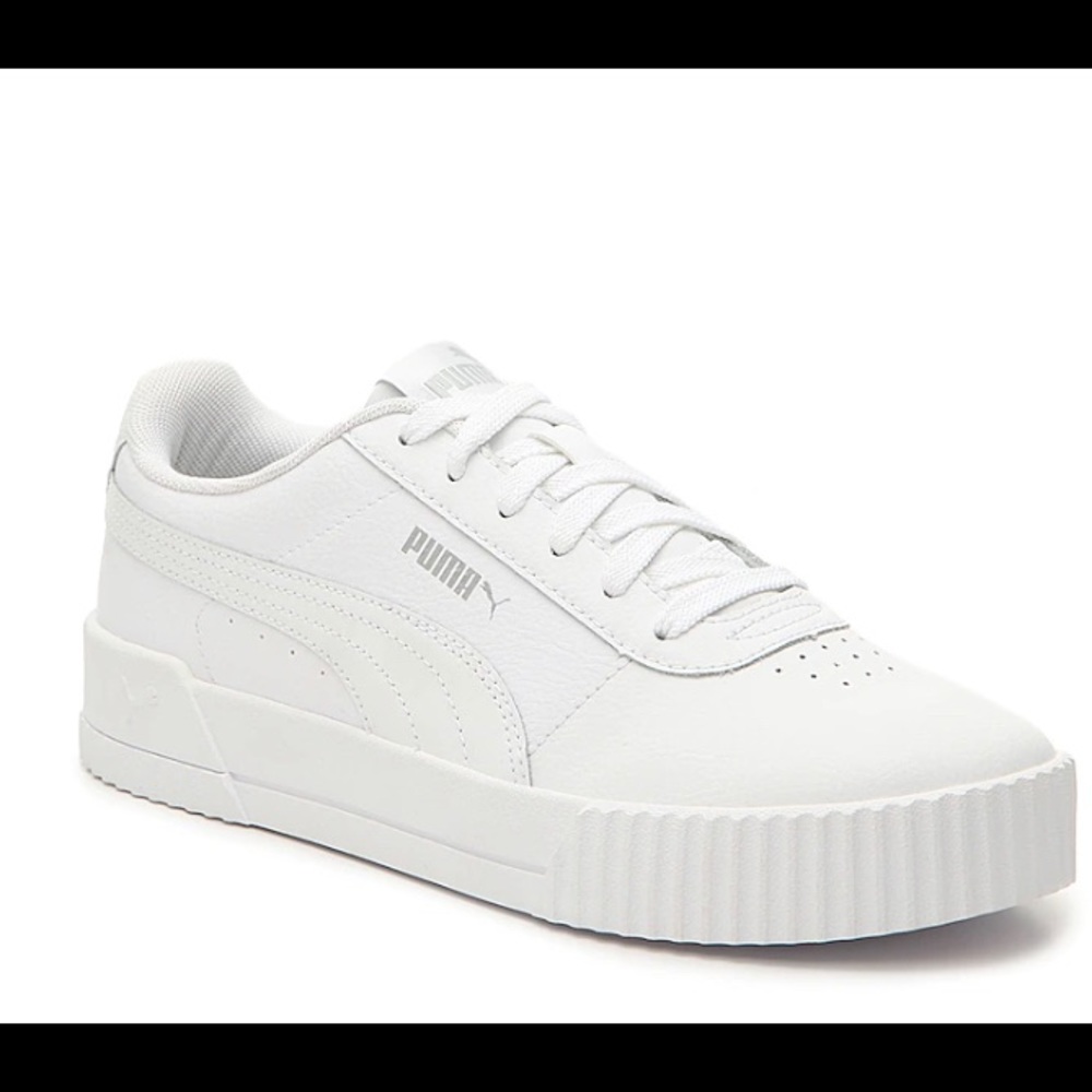 Women’s Puma Carina Sneakers - brand new